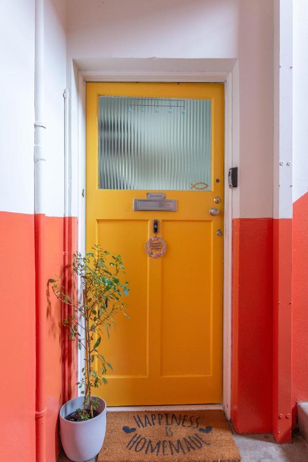 Bright & Spacious Double Room With Garden View- Close To Airport & City Centre إدنبرة المظهر الخارجي الصورة